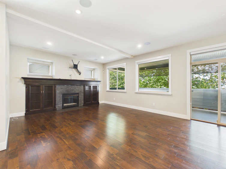 638 Austin Avenue, Coquitlam, BC, V3K 3N1 - 8