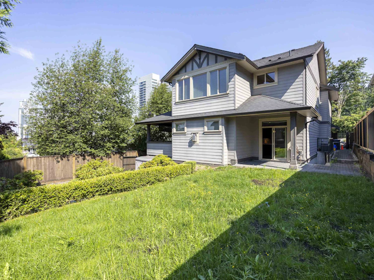 638 Austin Avenue, Coquitlam, BC, V3K 3N1 - 33