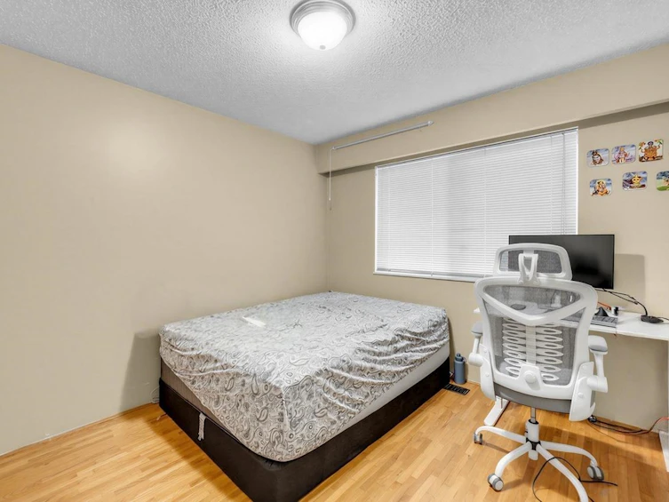 7674 Burris Street, Burnaby, BC, V5E 1Z3 - 12