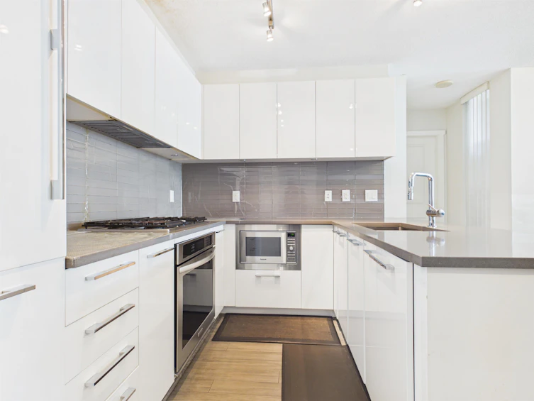 1605-6658 Dow Avenue, Burnaby, BC, V5H 0C7 - 8