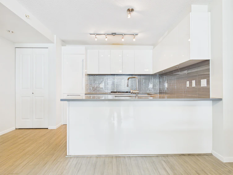 1605-6658 Dow Avenue, Burnaby, BC, V5H 0C7 - 7