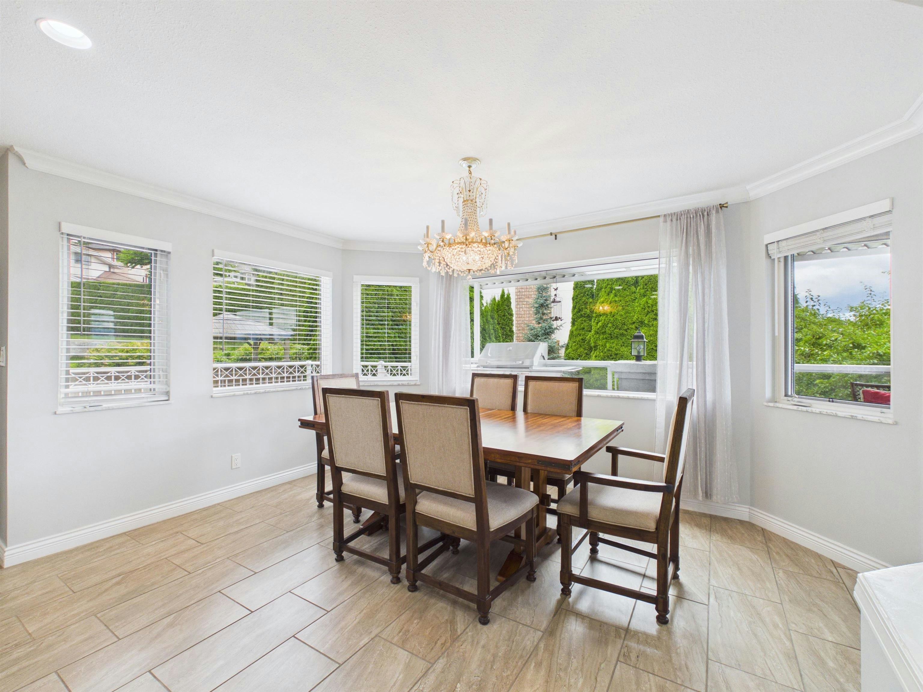 7995 Berkley Street, Burnaby, BC, V5E 4G5 - 13