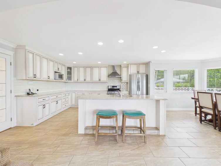 7995 Berkley Street, Burnaby, BC, V5E 4G5 - 10