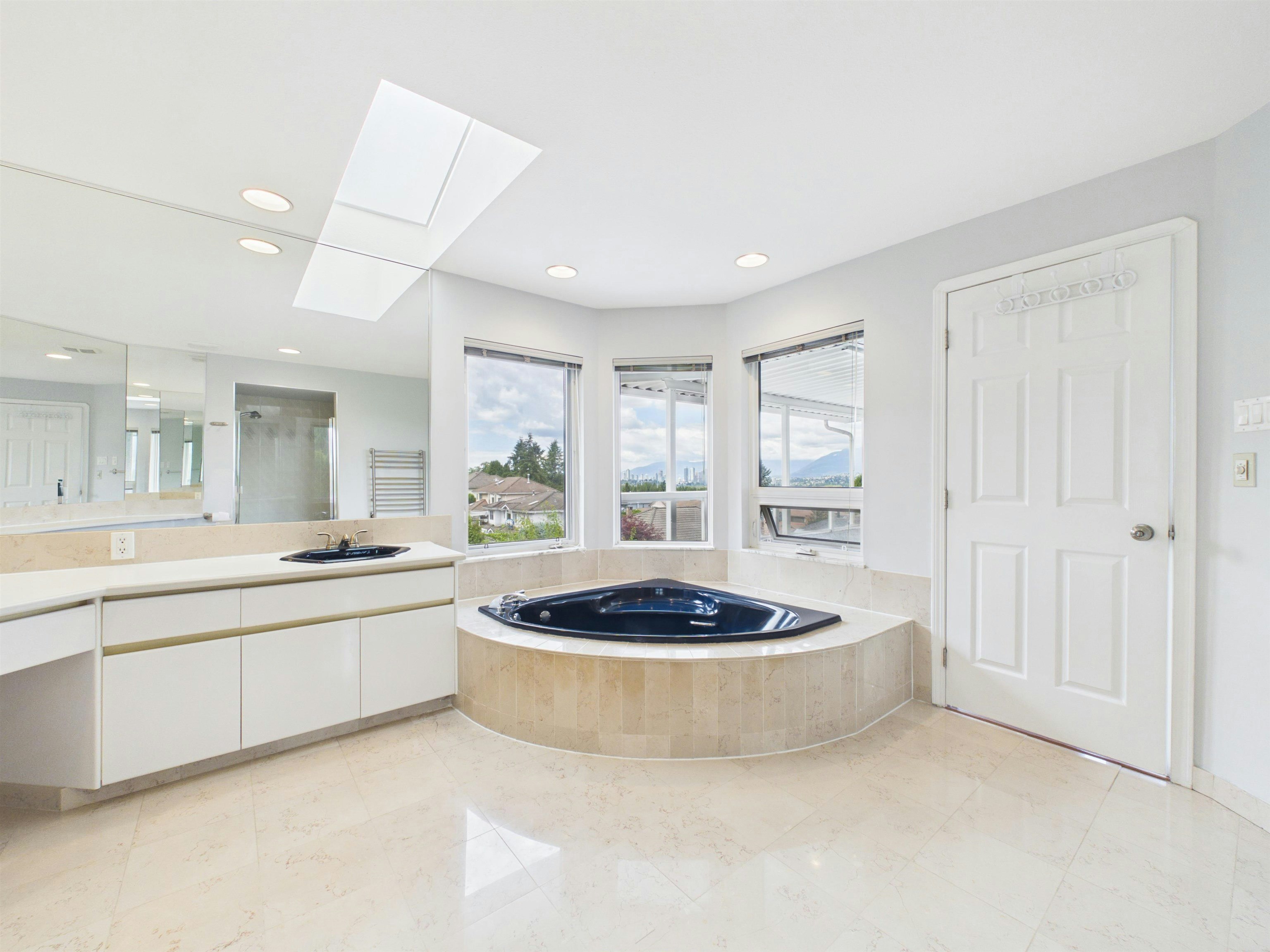 7995 Berkley Street, Burnaby, BC, V5E 4G5 - 30