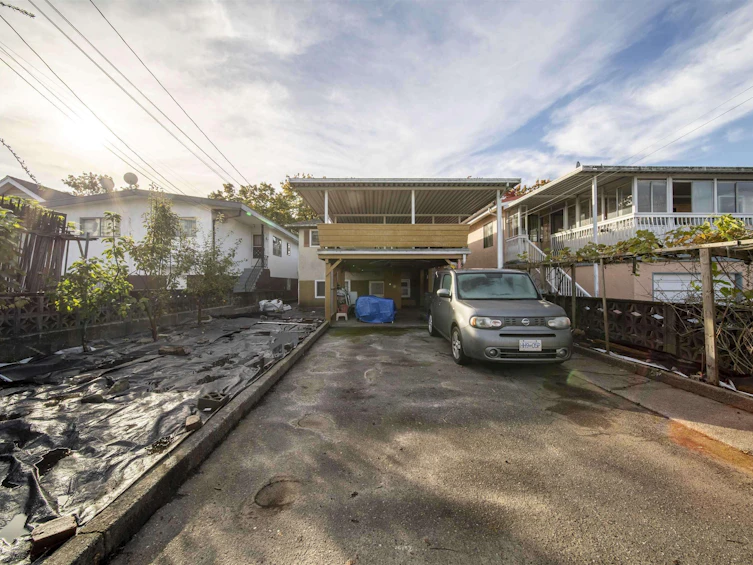 3449 E Pender Street, Vancouver, BC, V5K 2C9 - 6