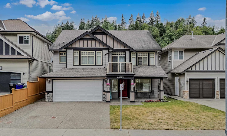 46225 Kermode Crescent