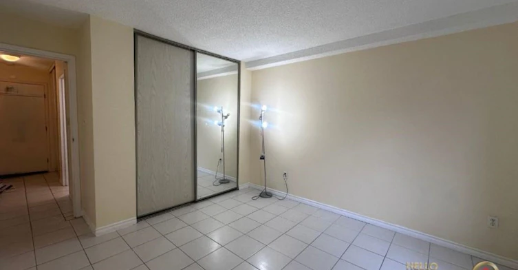 109-3901 Carrigan Court, Burnaby, BC, V3N 4K1 - 9
