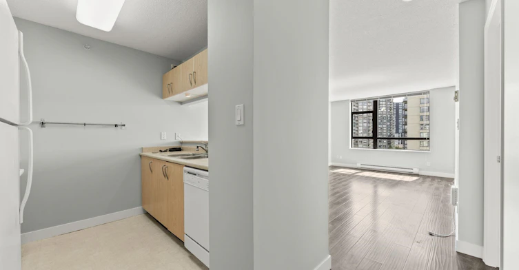 1409-3520 Crowley Drive, Vancouver, BC, V5R 6G9 - 12