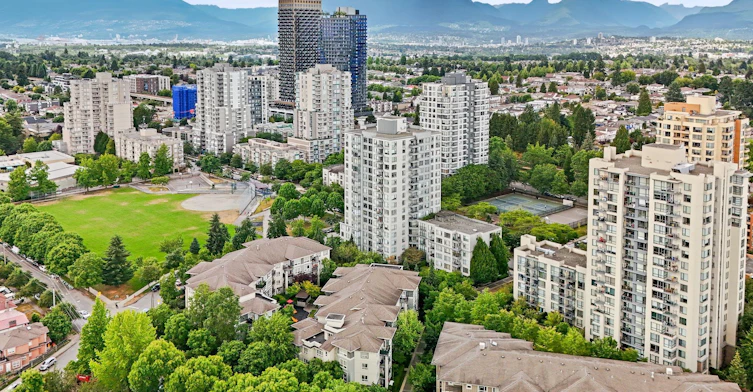 1409-3520 Crowley Drive, Vancouver, BC, V5R 6G9 - 3