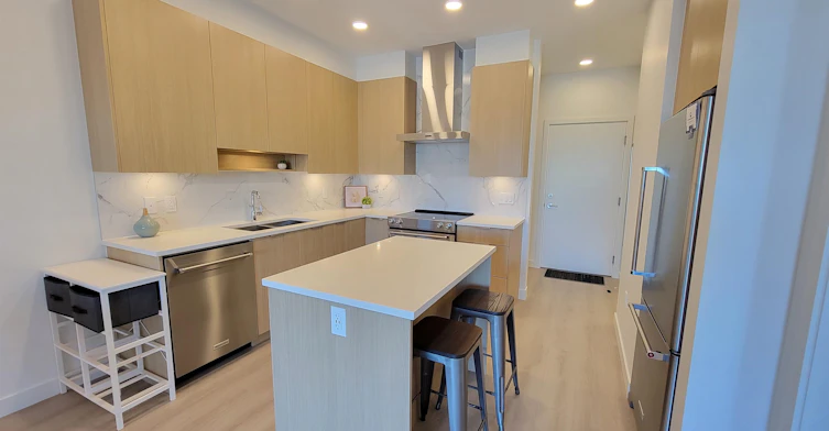 413-7799 17th Street, Burnaby, BC, V3N 0J5 - 4