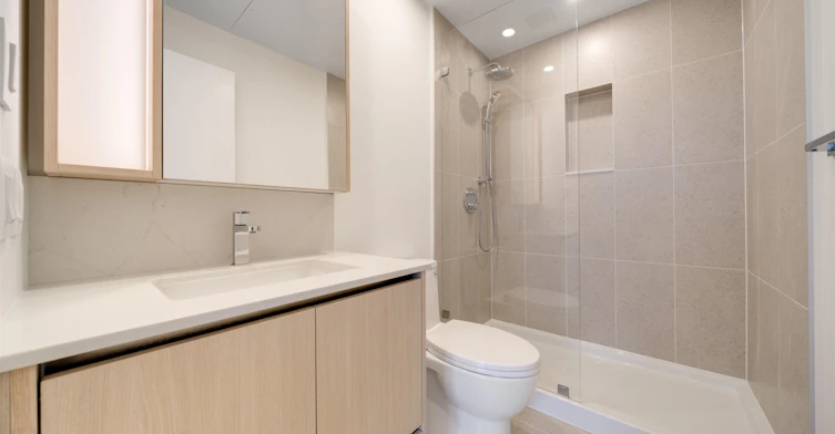 808-13572 98a Avenue, Surrey, BC, V3T 0X1 - 25