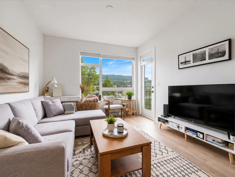 303-3038 St George Street, Port Moody, BC, V3H 0L3 - 3