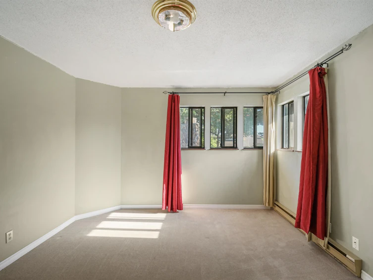 13081 61 Avenue, Surrey, BC, V3X 2H4 - 14