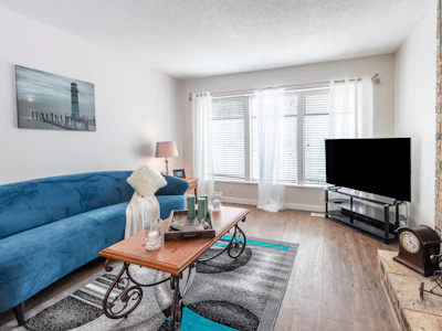 1252 Victoria Drive - 2