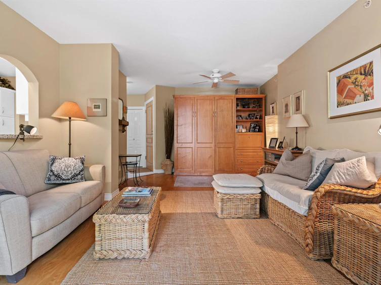 302-588 16th Street, West Vancouver, BC, V7V 3R7 - 7