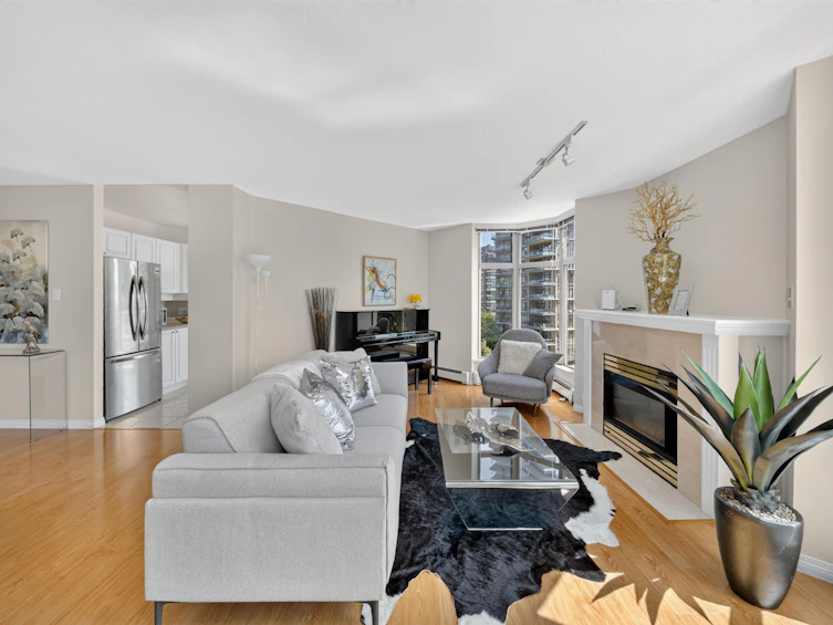 802-6188 Patterson Avenue, Burnaby, BC, V5H 2N1 - 3