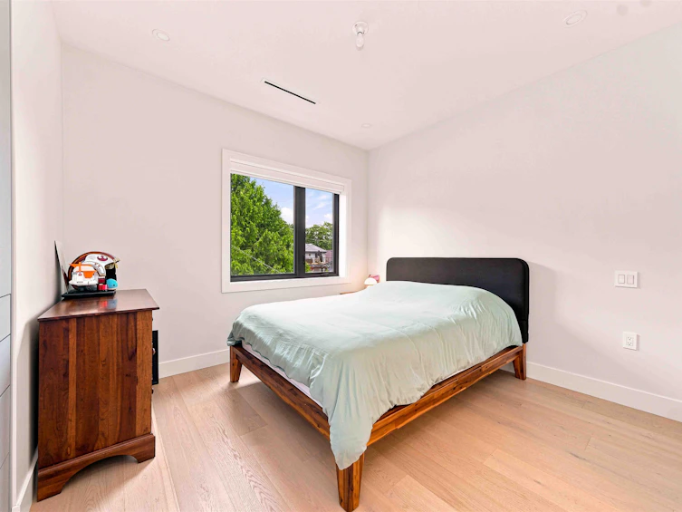 6408 Vine Street, Vancouver, BC, V6M 4B1 - 21