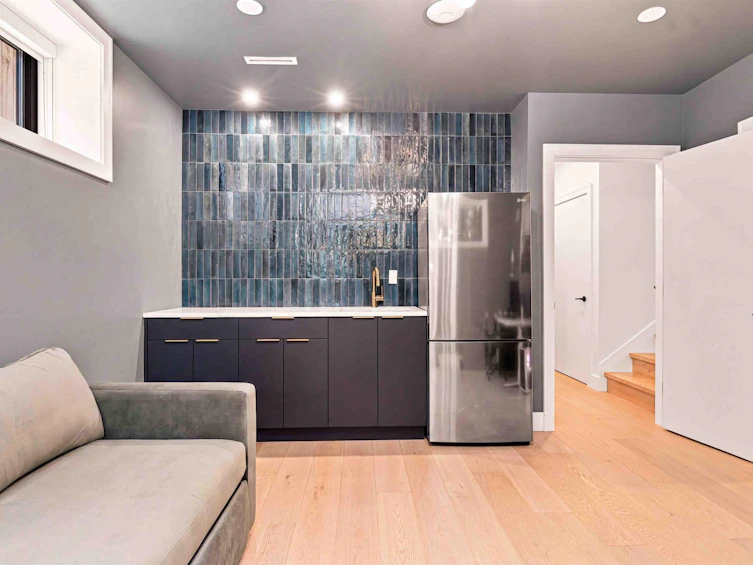 6408 Vine Street, Vancouver, BC, V6M 4B1 - 23