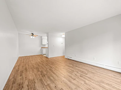 207-230 Mowat Street - 5