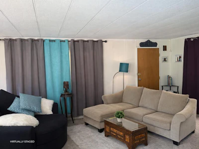 8-3031 200 Street - 2