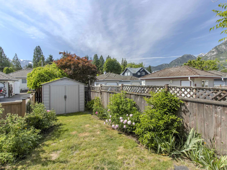 1830 Willow Crescent, Squamish, BC, V8B 0L9 - 23