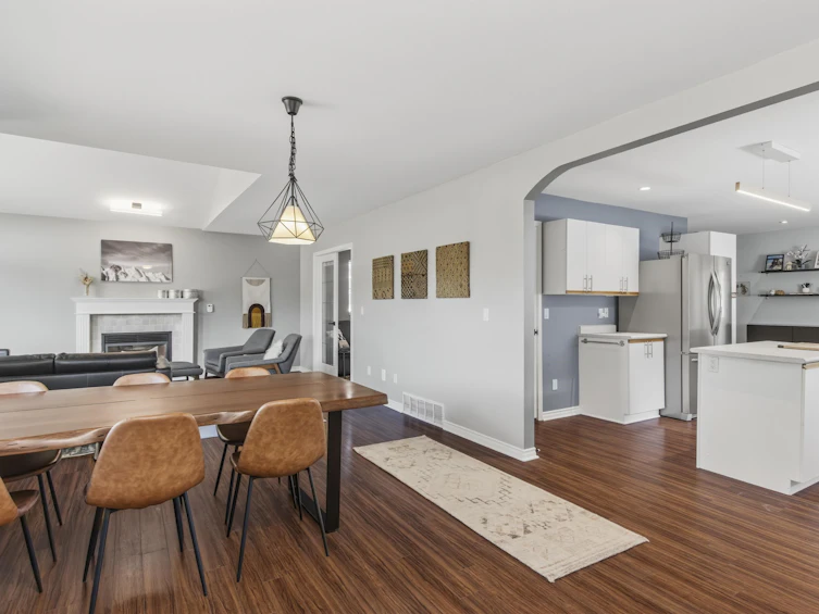 1830 Willow Crescent, Squamish, BC, V8B 0L9 - 8