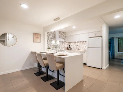 3083 268 Street - 5