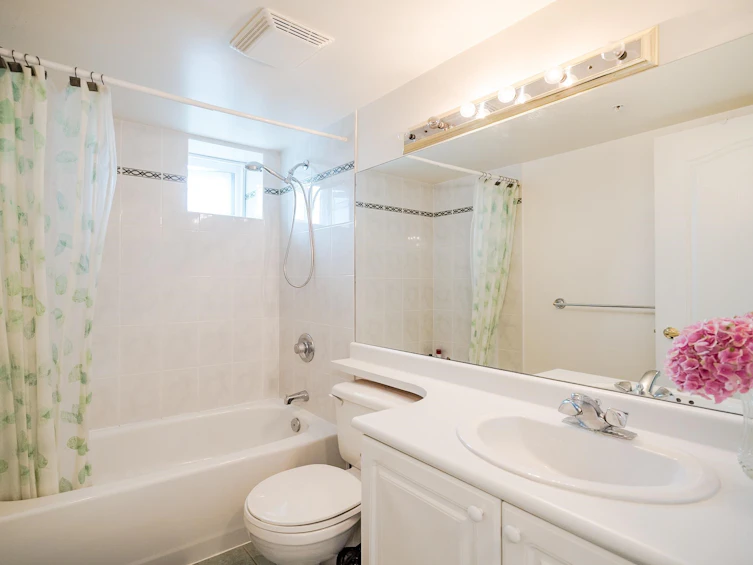 301-5860 Dover Crescent, Richmond, BC, V7C 5S6 - 17