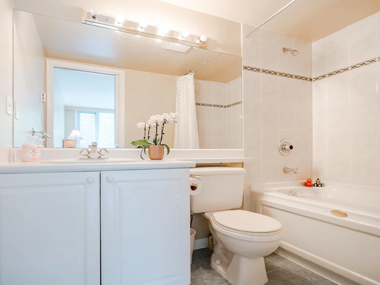 301-5860 Dover Crescent, Richmond, BC, V7C 5S6 - 13