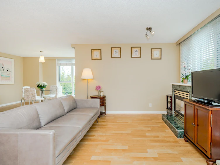 301-5860 Dover Crescent, Richmond, BC, V7C 5S6 - 5