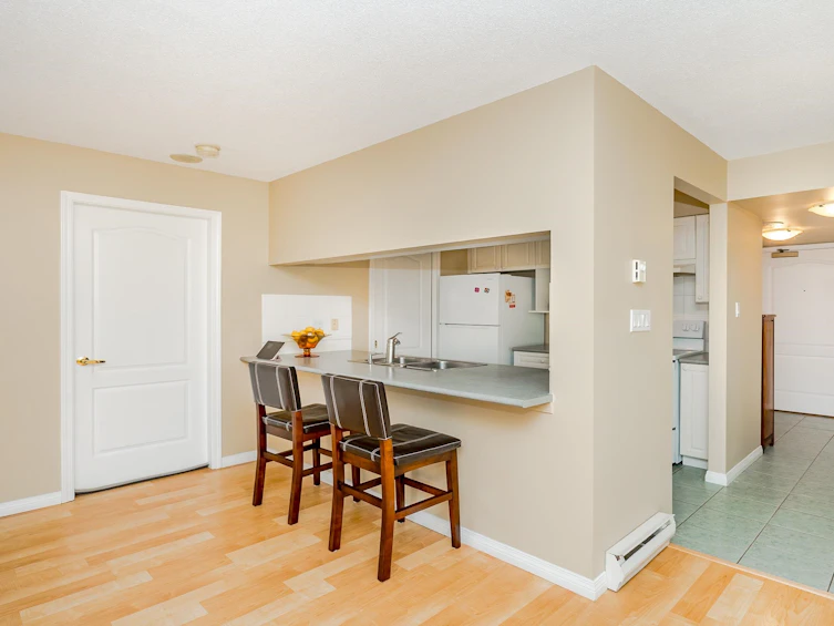 301-5860 Dover Crescent, Richmond, BC, V7C 5S6 - 9