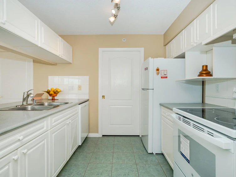 301-5860 Dover Crescent, Richmond, BC, V7C 5S6 - 10