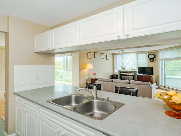 301-5860 Dover Crescent, Richmond, BC, V7C 5S6 - 11