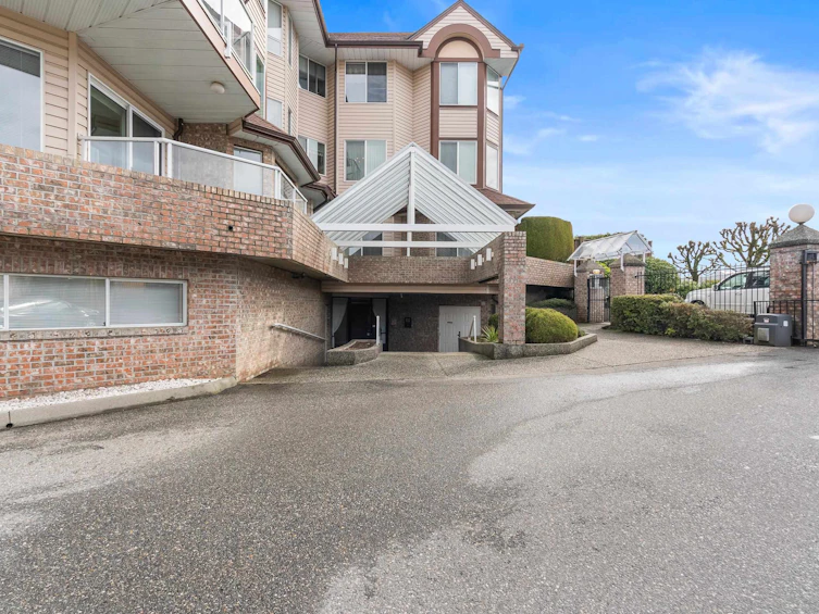 208-32669 George Ferguson Way, Abbotsford, BC, V2T 4E4 - 30