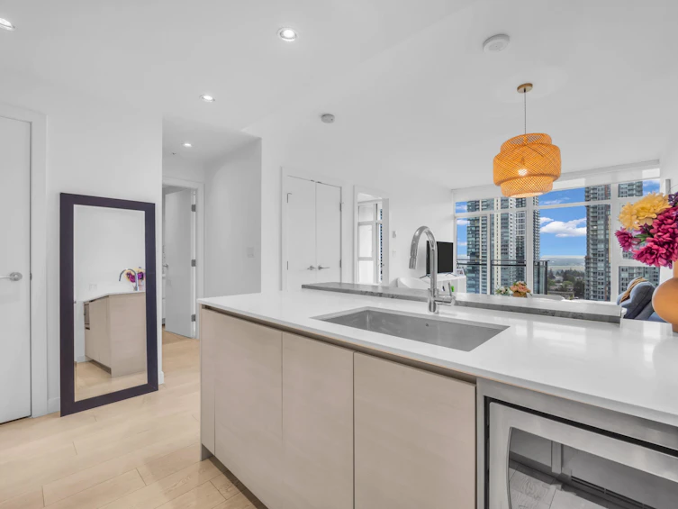 2203-6098 Station Street, Burnaby, BC, V5H 0H4 - 10