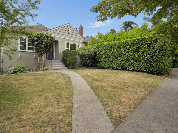2966 W 33rd Avenue, Vancouver, BC, V6N 2G5 - 24