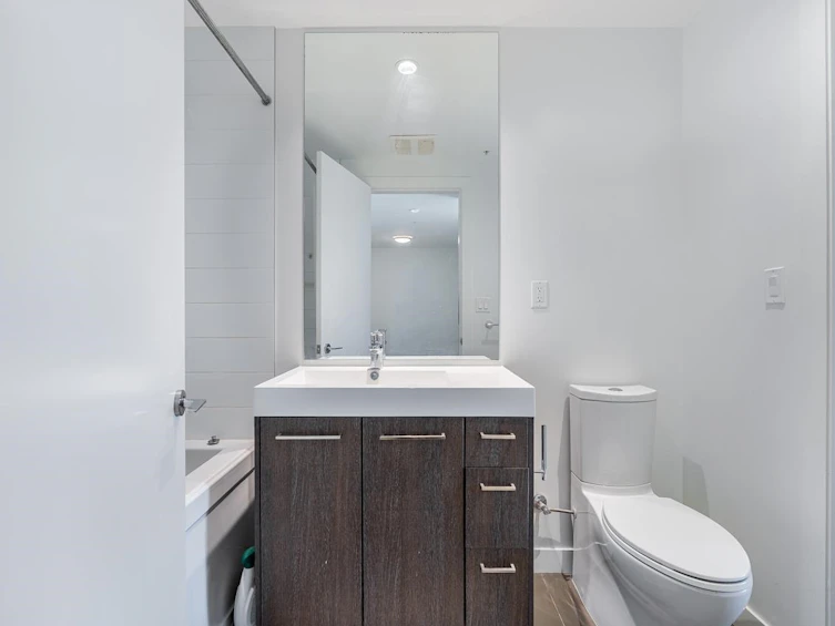 1006-9060 University Crescent, Burnaby, BC, V5A 0E1 - 21