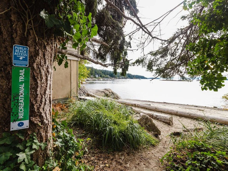 5620 Mintie Road, Halfmoon Bay, BC, V7Z 1E8 - 37
