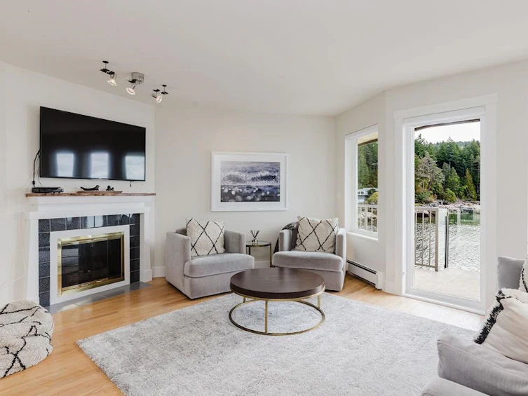 5620 Mintie Road, Halfmoon Bay, BC, V7Z 1E8 - 10