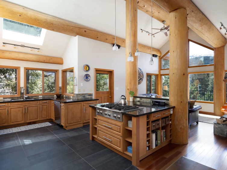 9503 Emerald Drive, Whistler, BC, V8E 0G5 - 5