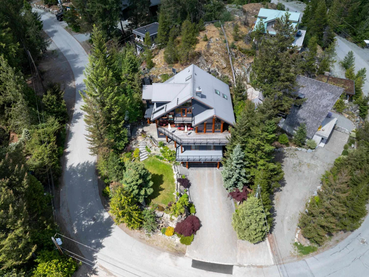 9503 Emerald Drive, Whistler, BC, V8E 0G5 - 39