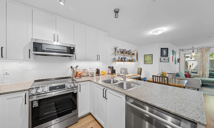 203-4833 Brentwood Drive