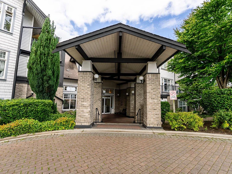 202-83 Star Crescent, New Westminster, BC, V3M 6X8 - 32