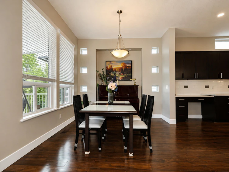 10499 Mceachern Street, Maple Ridge, BC, V2W 0H8 - 10