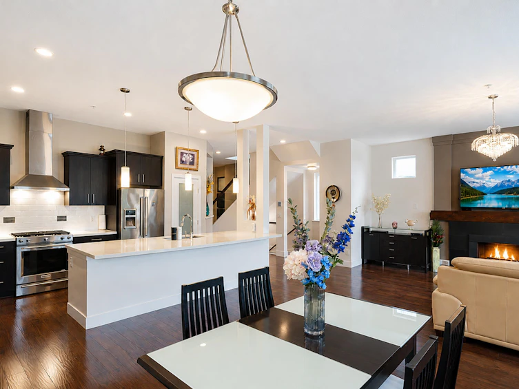 10499 Mceachern Street, Maple Ridge, BC, V2W 0H8 - 12