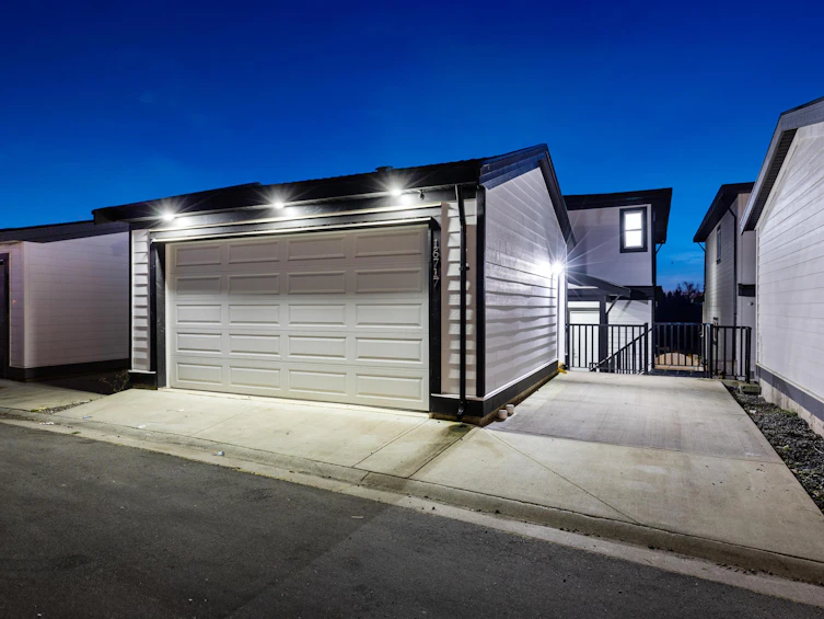 16717 15a Avenue, Surrey, BC, V3S 9X7 - 35