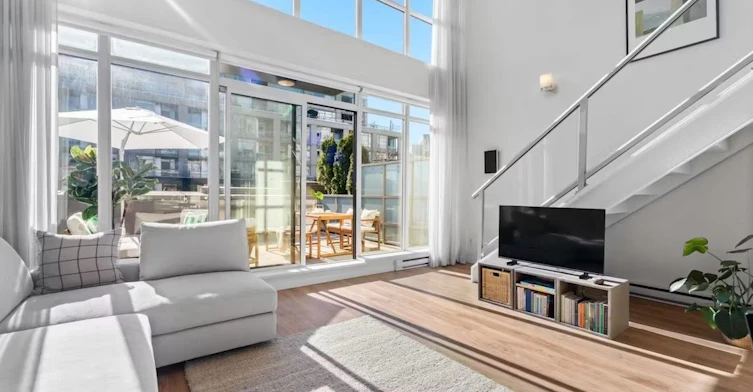 310-429 W 2nd Avenue, Vancouver, BC, V5Y 1E3 - 2