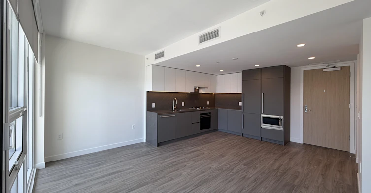 1507-2135 Springer Avenue, Burnaby, BC, V5B 0C1 - 13