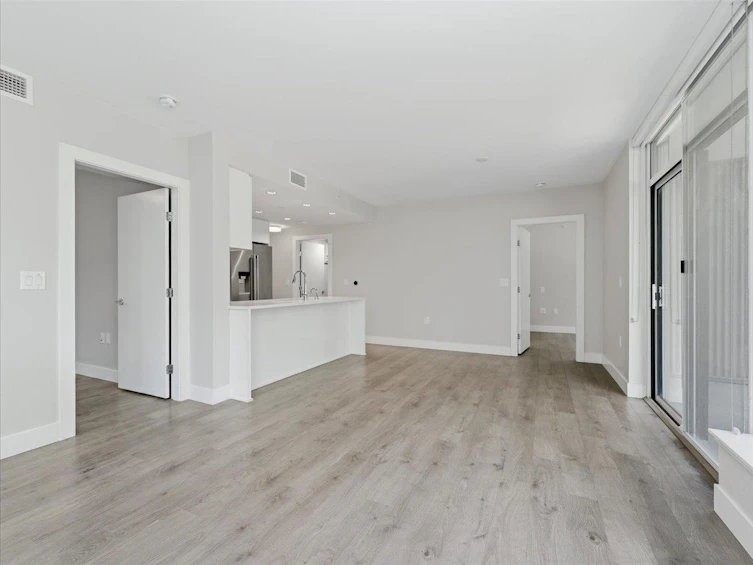 302-8533 River District Crossing, Vancouver, BC, V5S 0C8 - 8