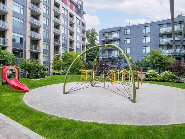 302-8533 River District Crossing, Vancouver, BC, V5S 0C8 - 32